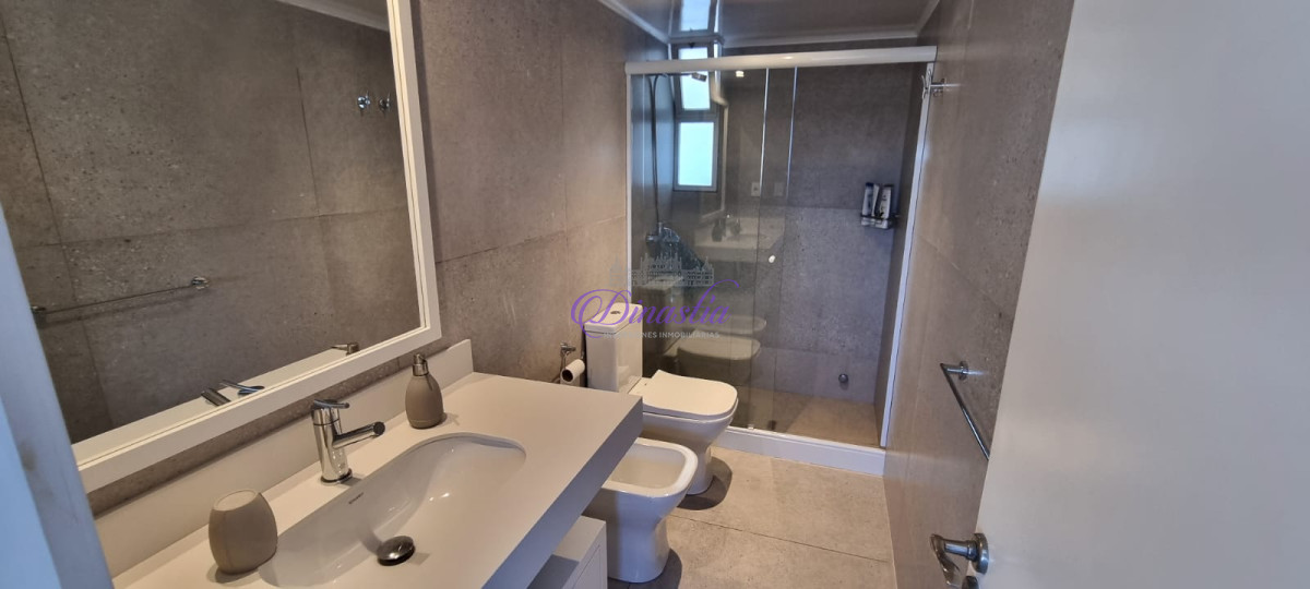 Apartamento ID.540 - PENTH HOUSE MANSA PRIMERA LINEA