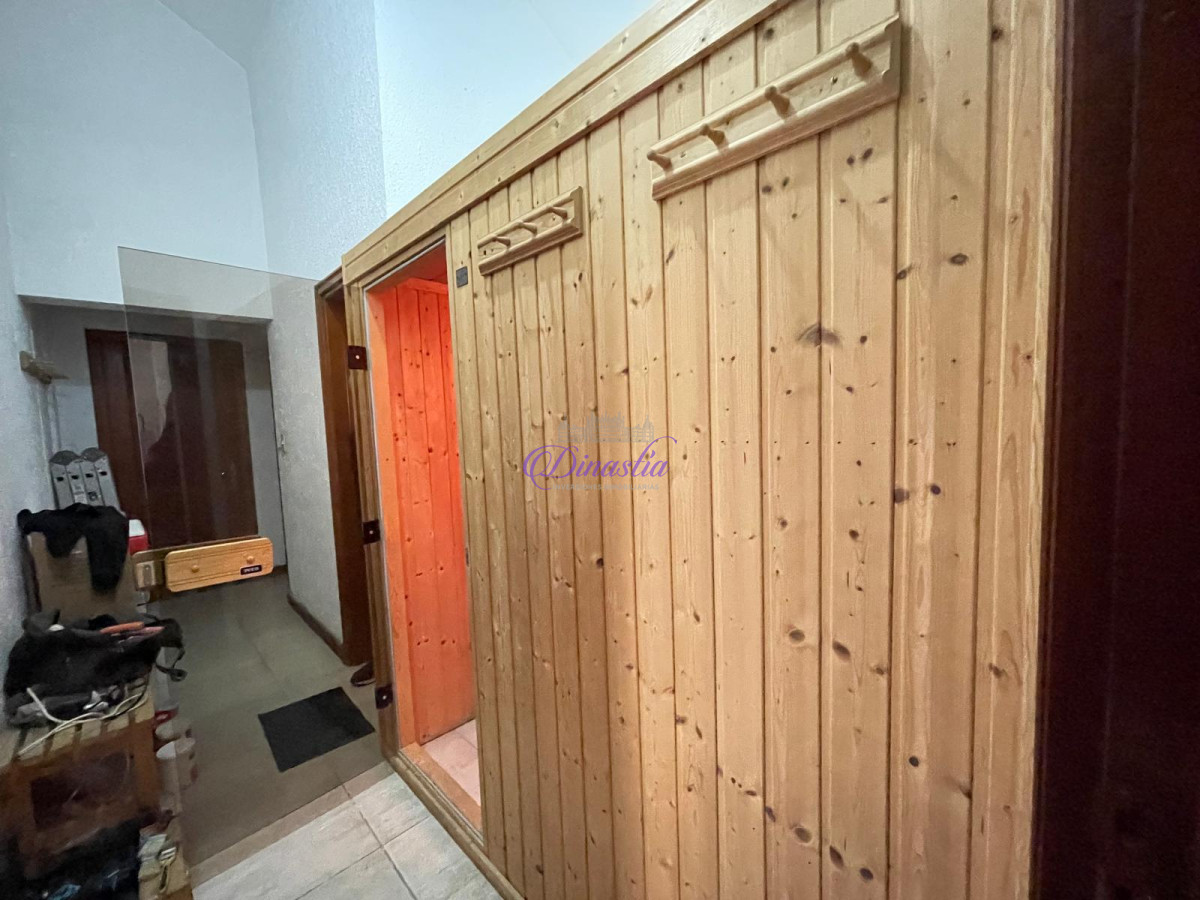 Casa ID.582 - VENTA DE ESPECTACULAR CASA EN ZONA MANSA 