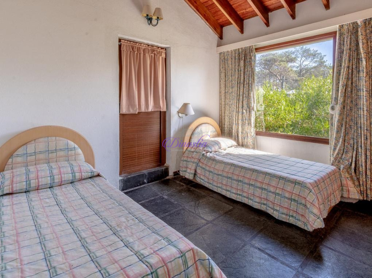 Casa ID.508 - Venta y Alquiler de casa de 5 dormitorios Montoya la Barra