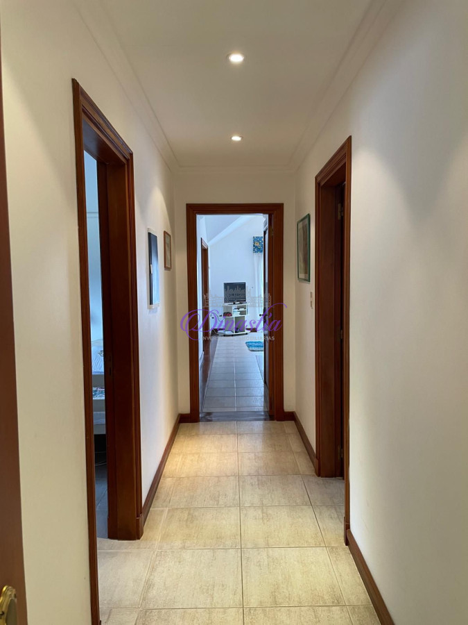 Casa ID.582 - VENTA DE ESPECTACULAR CASA EN ZONA MANSA 