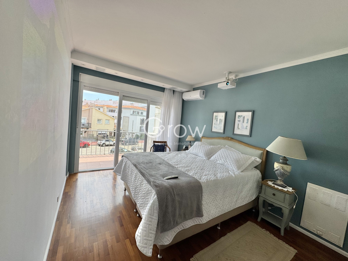 Apartamento ID.2363 - PENINSULA PUNTA DEL ESTE APARTAMENTO EN VENTA DE 3 DORMITORIOS 