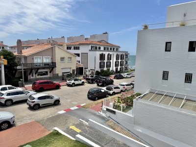 PENINSULA PUNTA DEL ESTE APARTAMENTO EN VENTA DE 3 DORMITORIOS 