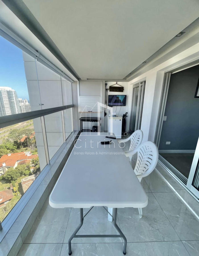 Apartamento ID.1228 - ALQUILER TEMPORARIO EN MIAMI BOULEVARD DE 2 DORMITORIOS EN MANSA 