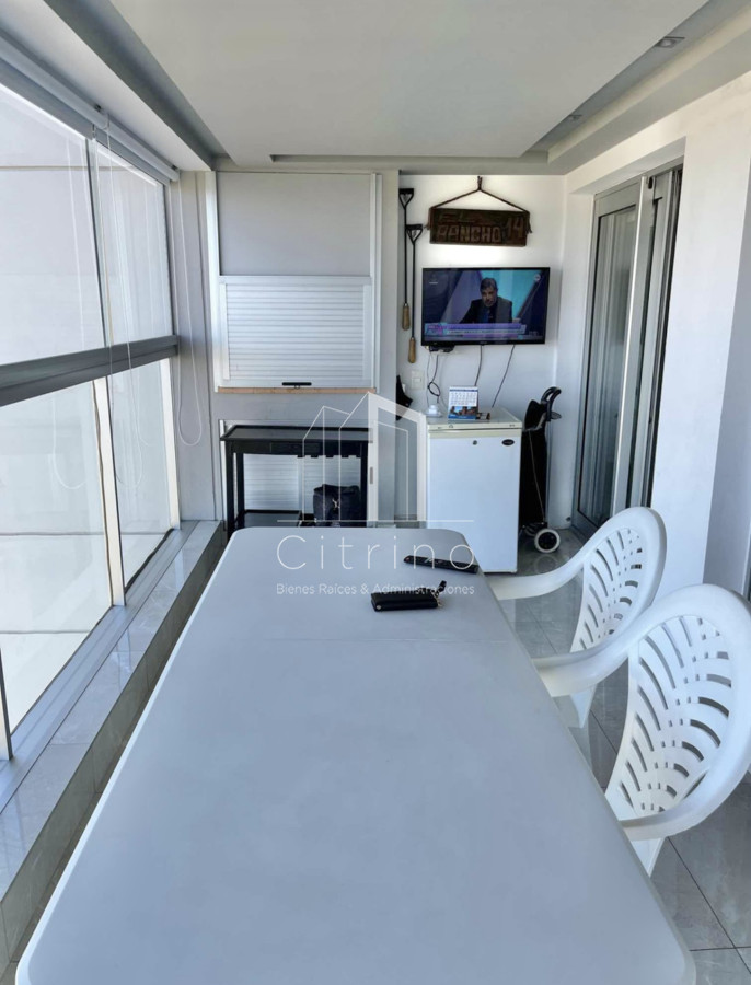 Apartamento ID.1228 - ALQUILER TEMPORARIO EN MIAMI BOULEVARD DE 2 DORMITORIOS EN MANSA 
