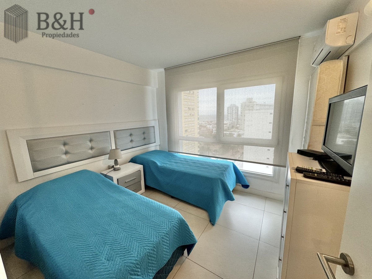Apartamento ID.3483 - ALQUILER ANUAL DE APARTAMENTO DE 2 DORMITORIOS EN PENÍNSULA 