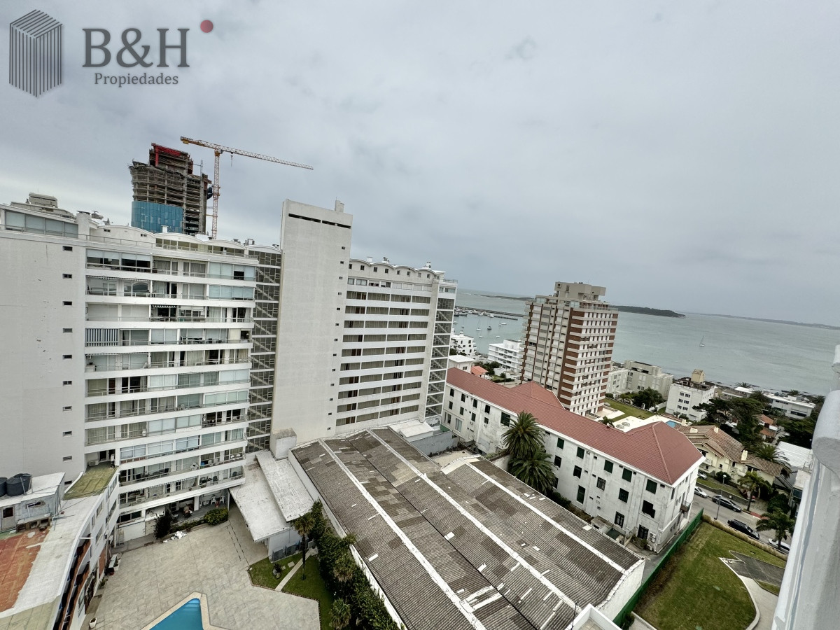 Apartamento ID.3483 - ALQUILER ANUAL DE APARTAMENTO DE 2 DORMITORIOS EN PENÍNSULA 