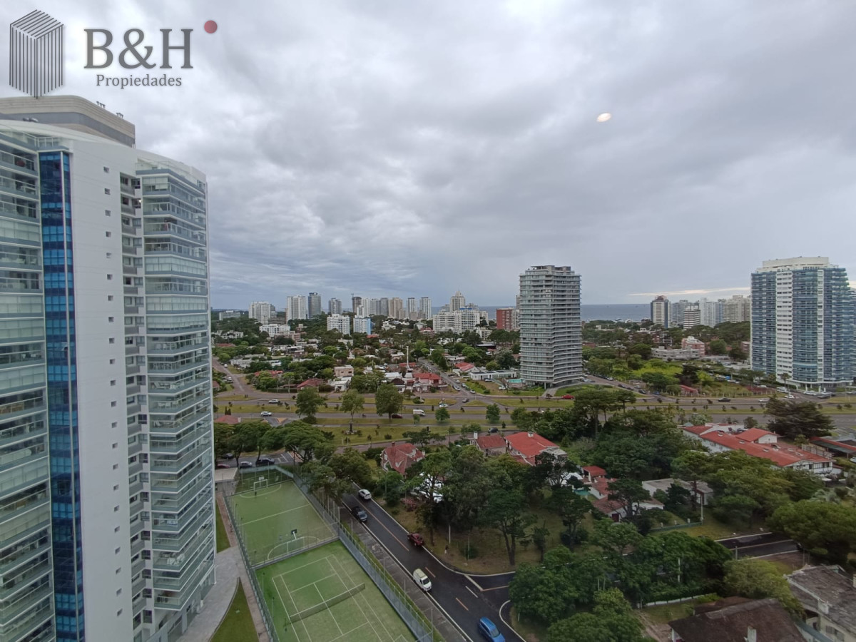 Apartamento ID.2572 - ALQUILER ANUAL DE APARTAMENTO DE 2 DORMITORIOS EN MANSA PUNTA DEL ESTE