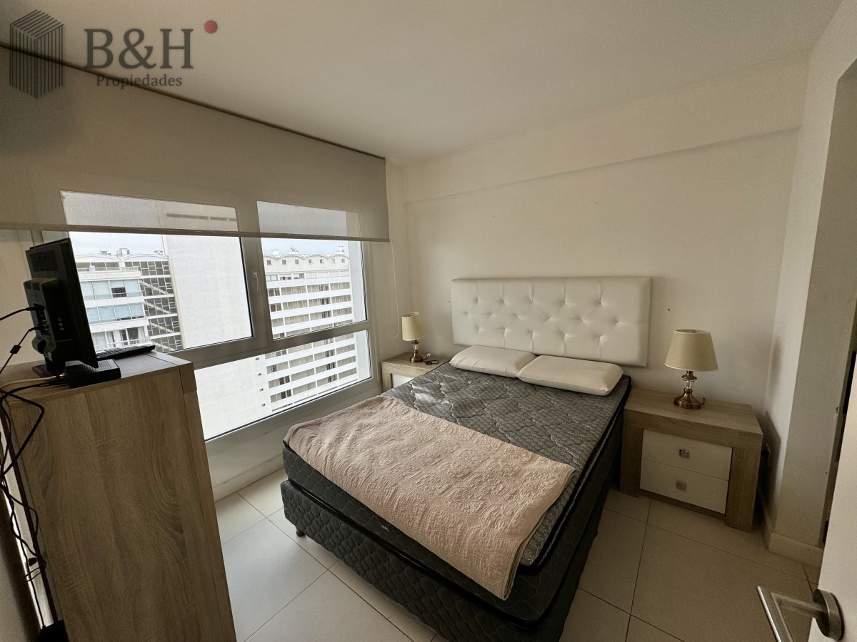 Apartamento ID.3483 - ALQUILER ANUAL DE APARTAMENTO DE 2 DORMITORIOS EN PENÍNSULA 