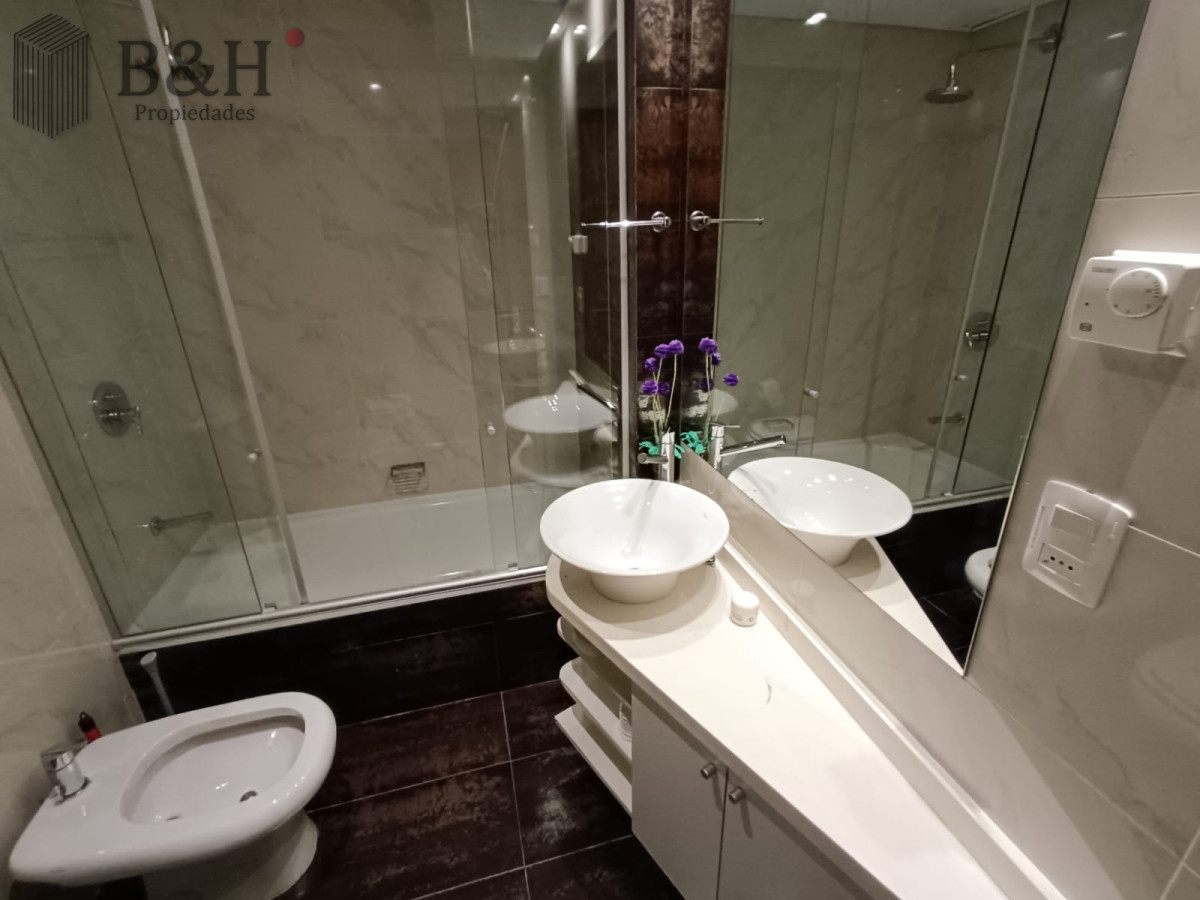Apartamento ID.2572 - ALQUILER ANUAL DE APARTAMENTO DE 2 DORMITORIOS EN MANSA PUNTA DEL ESTE