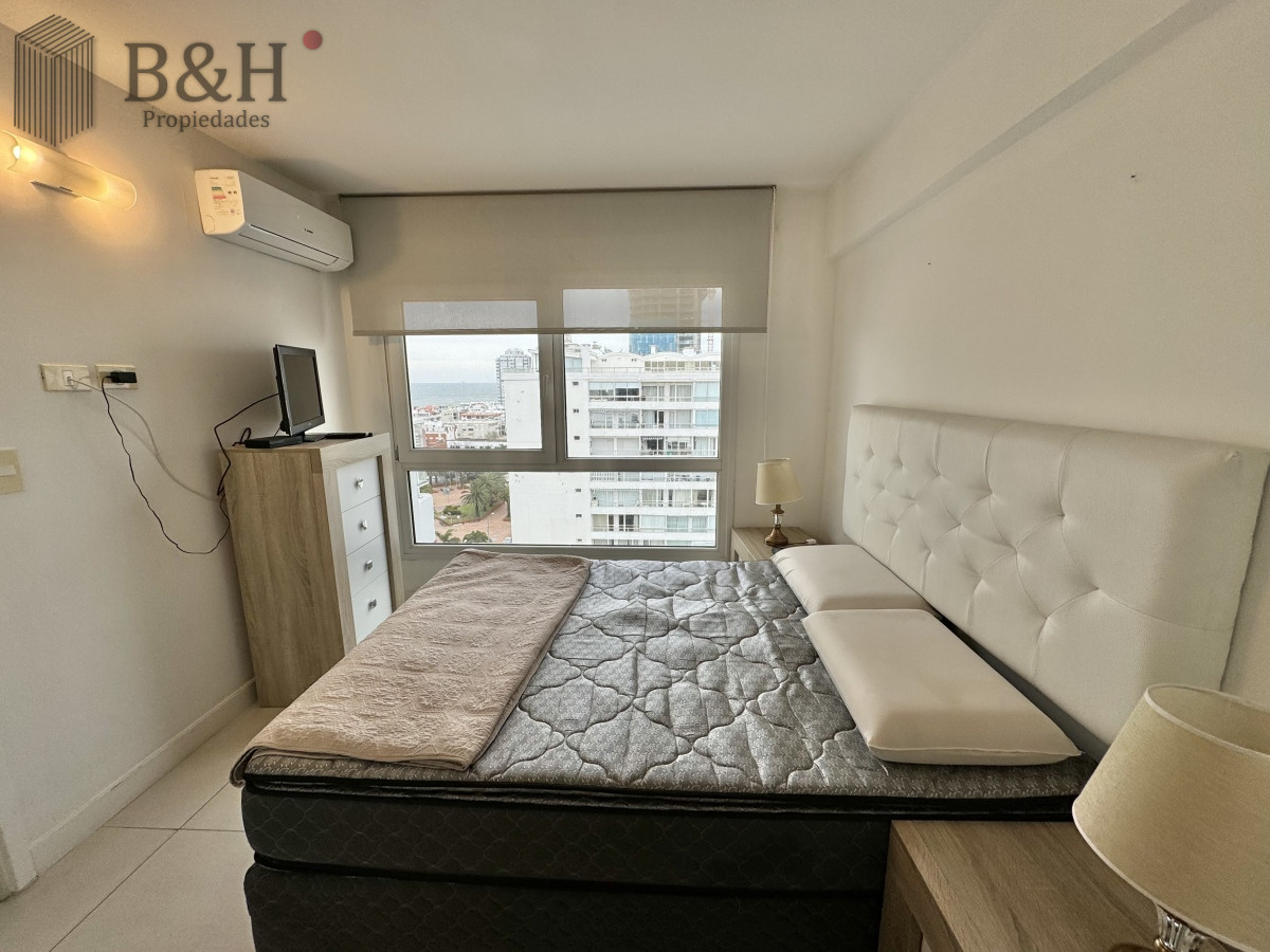 Apartamento ID.3483 - ALQUILER ANUAL DE APARTAMENTO DE 2 DORMITORIOS EN PENÍNSULA 