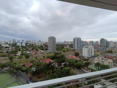 ALQUILER ANUAL DE APARTAMENTO DE 2 DORMITORIOS EN MANSA PUNTA DEL ESTE