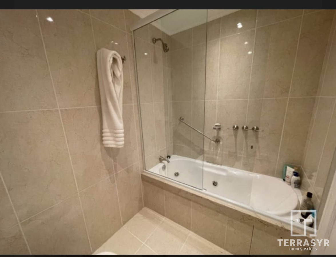 Apartamento ID.290 - VENTA DE APARTAMENTO DE 3 SUITES Y DEPENDENCIA EN EDIFICIO LE JARDIN EN MANSA PUNTA DEL ESTE 