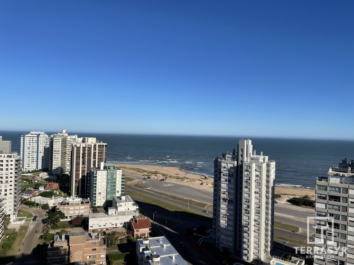 Apartamento ID.291 - VENTA DE APARTAMENTO DE 3 DORMITORIOS EN EDIFICIO ONIX PUNTA DEL ESTE 