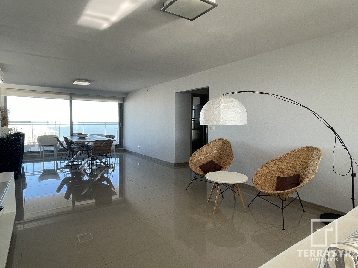 Apartamento ID.291 - VENTA DE APARTAMENTO DE 3 DORMITORIOS EN EDIFICIO ONIX PUNTA DEL ESTE 