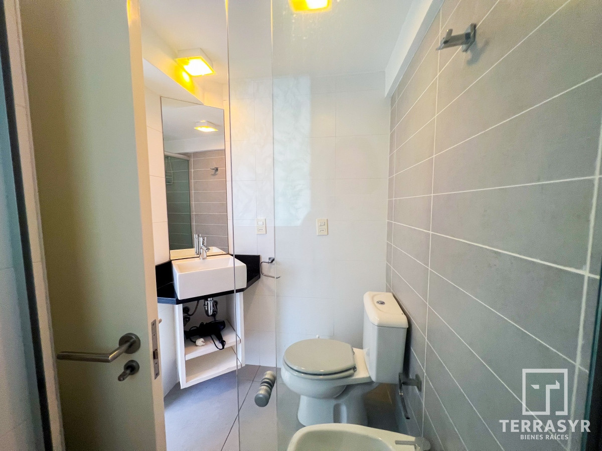 Apartamento ID.521 - VENTA DE APARTAMENTO DE 1 DORMITORIO EN PENINSULA PUNTA DEL ESTE 