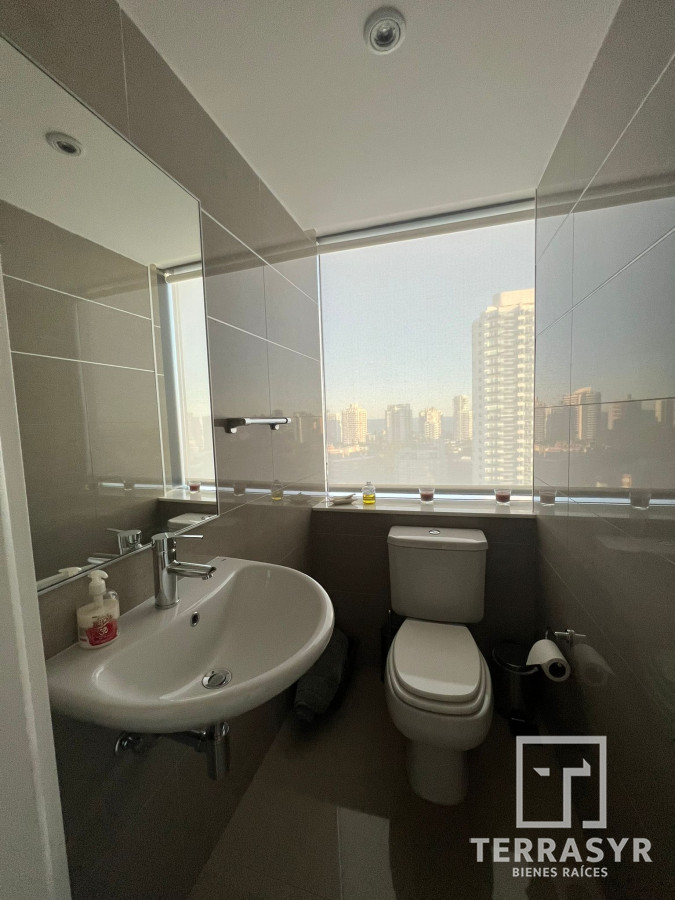 Apartamento ID.227 - VENTA DE APARTAMENTO DE 3 SUITES EN ALEXANDER BOULEVARD PUNTA DEL ESTE