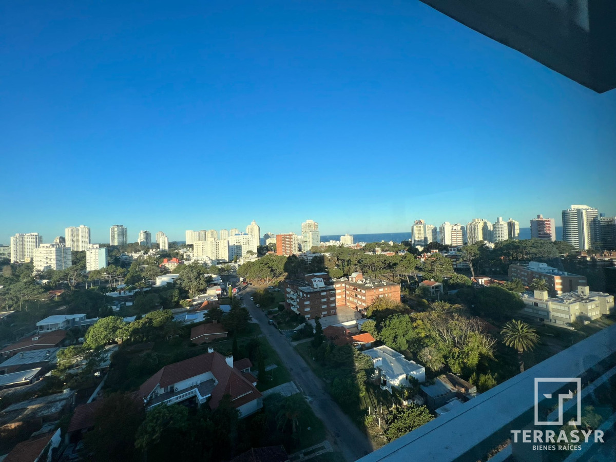 Apartamento ID.227 - VENTA DE APARTAMENTO DE 3 SUITES EN ALEXANDER BOULEVARD PUNTA DEL ESTE