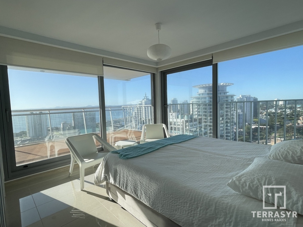 Apartamento ID.291 - VENTA DE APARTAMENTO DE 3 DORMITORIOS EN EDIFICIO ONIX PUNTA DEL ESTE 