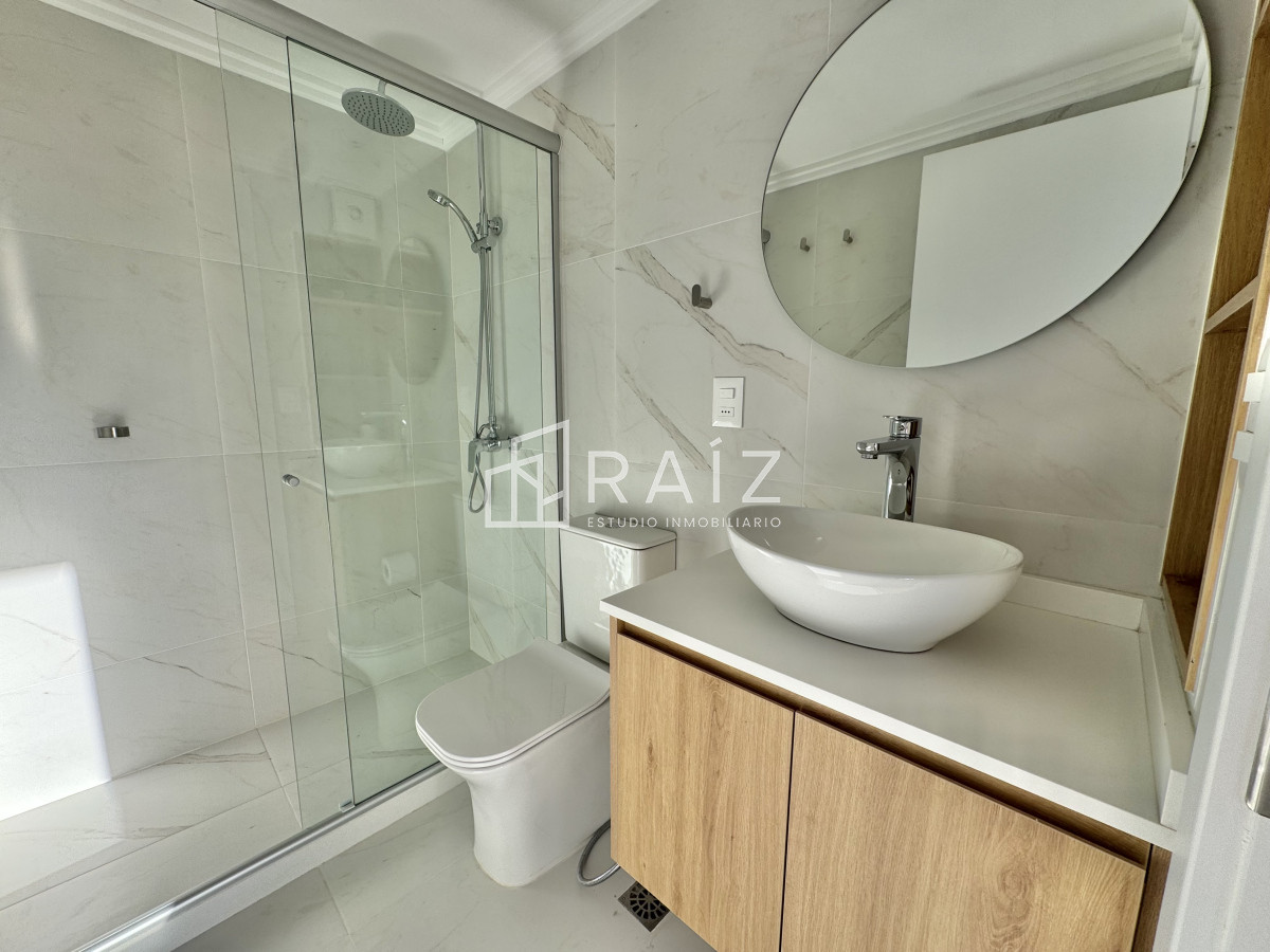 Apartamento ID.10909 - VENTA DE APARTAMENTO DE 1 DORMITORIO EN EDIFICIO SEA GARDEN PUNTA DEL ESTE 