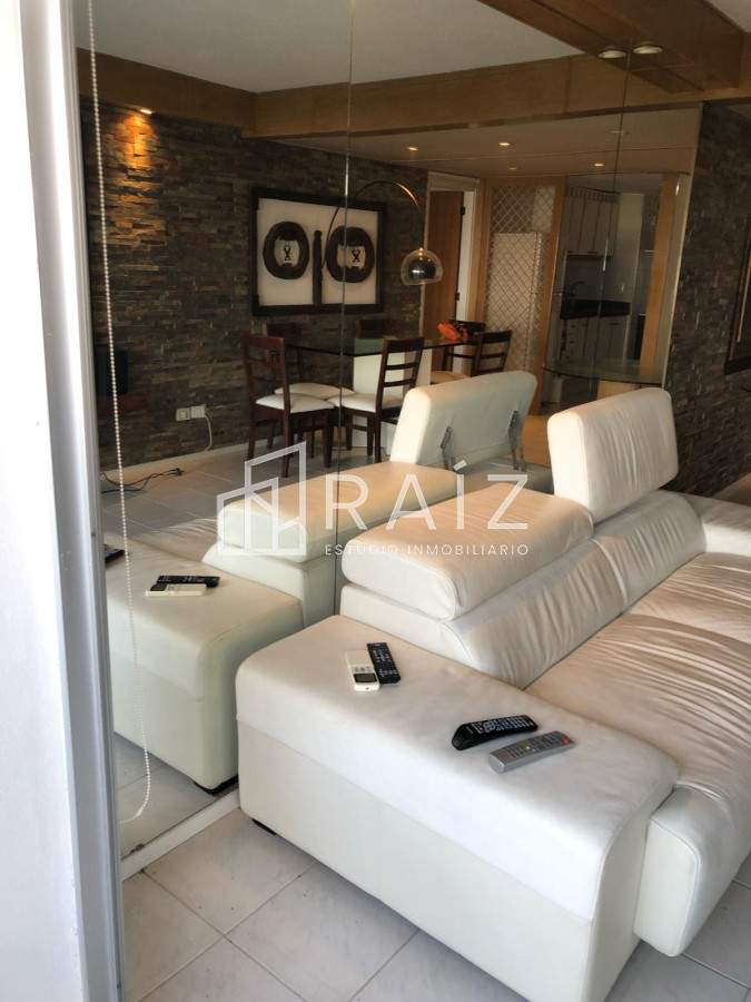 Apartamento ID.10544 - VENTA DE APARTAMENTO DE 1 DORMITORIO Y MEDIO EN AIDY GRILL PUNTA DEL ESTE