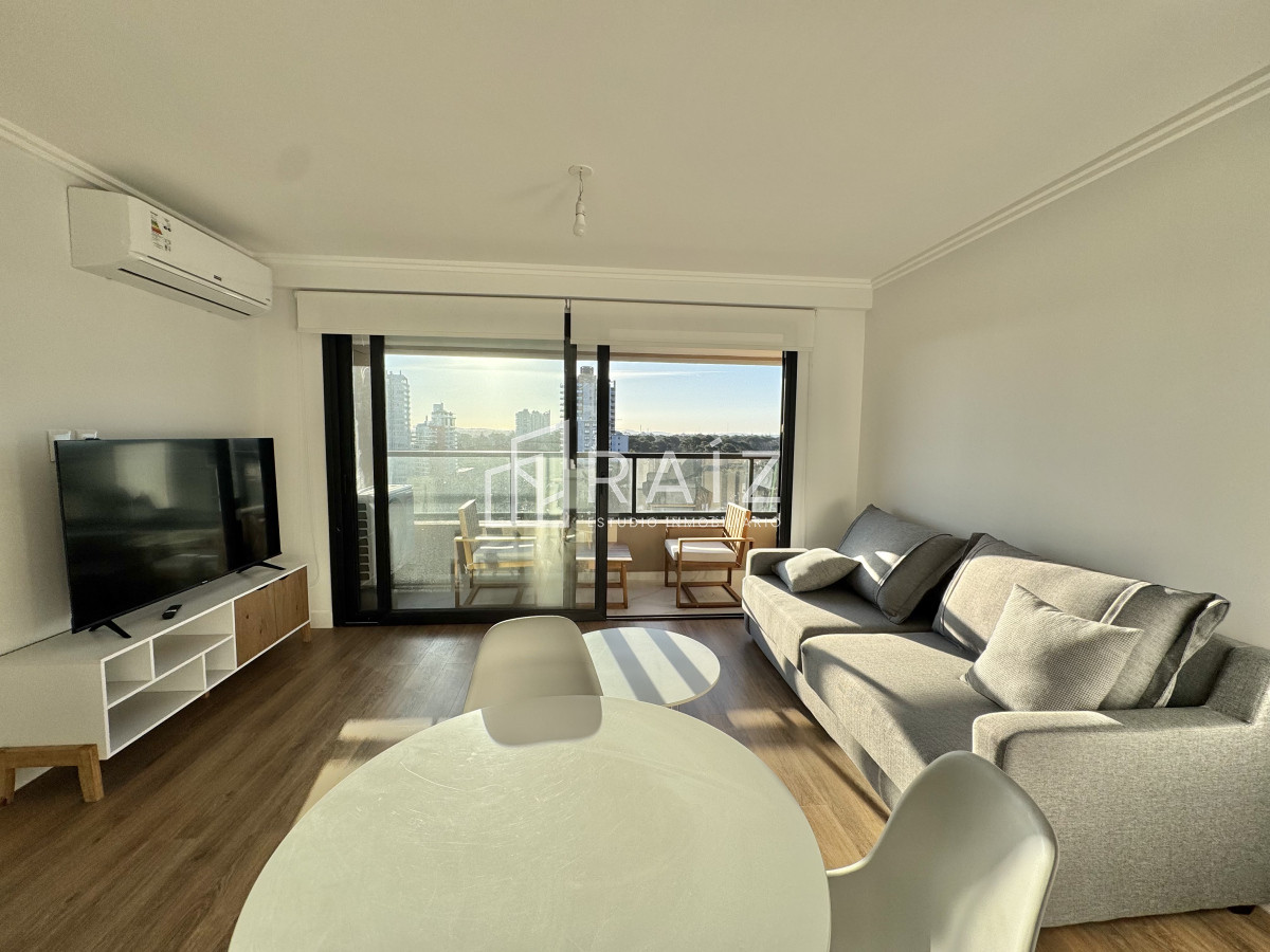 Apartamento ID.10909 - VENTA DE APARTAMENTO DE 1 DORMITORIO EN EDIFICIO SEA GARDEN PUNTA DEL ESTE 
