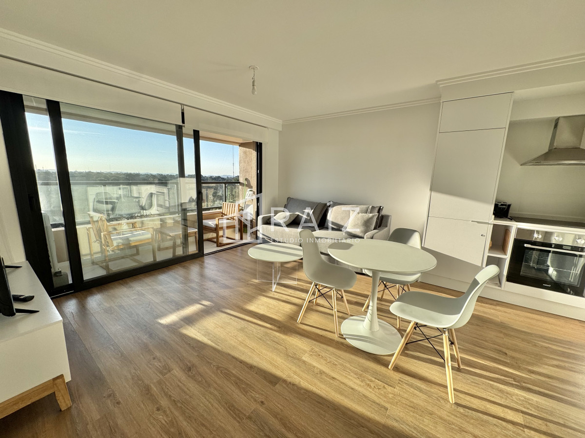 Apartamento ID.10909 - VENTA DE APARTAMENTO DE 1 DORMITORIO EN EDIFICIO SEA GARDEN PUNTA DEL ESTE 
