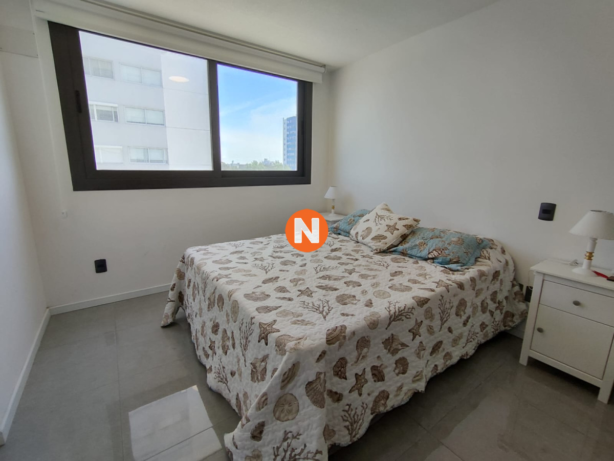 Apartamento Ref.222576 - VENTA DE APARTAMENTO DE 2 DORMITORIOS EN EDIFICIO GAUDI PUNTA DEL ESTE 