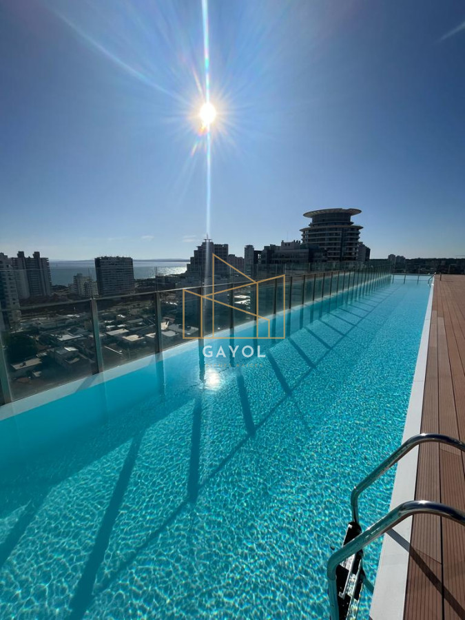 Apartamento ID.47 - VENTA DE APARTAMENTO DE 3 DORMITORIOS EN EDIFICIO ONIX PUNTA DEL ESTE 