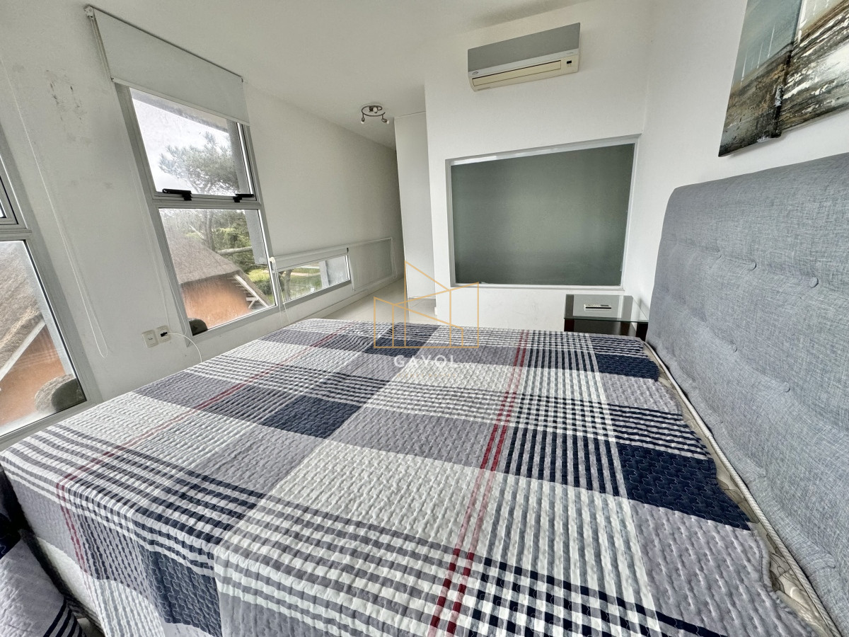 Apartamento ID.827 - FRENTE AL MAR APARTAMENTO EN VENTA DE 2 DORMITORIOS EN MANSA CON PARRILLERO PROPIO