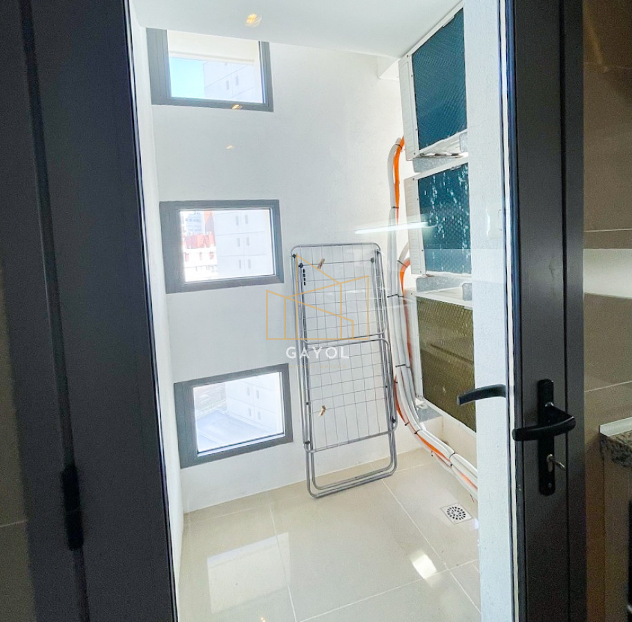 Apartamento ID.48 - VENTA DE APARTAMENTO DE 2 DORMITORIOS EN EDIFICIO ONIX PUNTA DEL ESTE 
