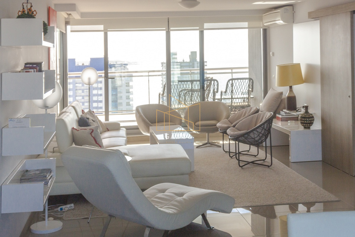 Apartamento ID.47 - VENTA DE APARTAMENTO DE 3 DORMITORIOS EN EDIFICIO ONIX PUNTA DEL ESTE 