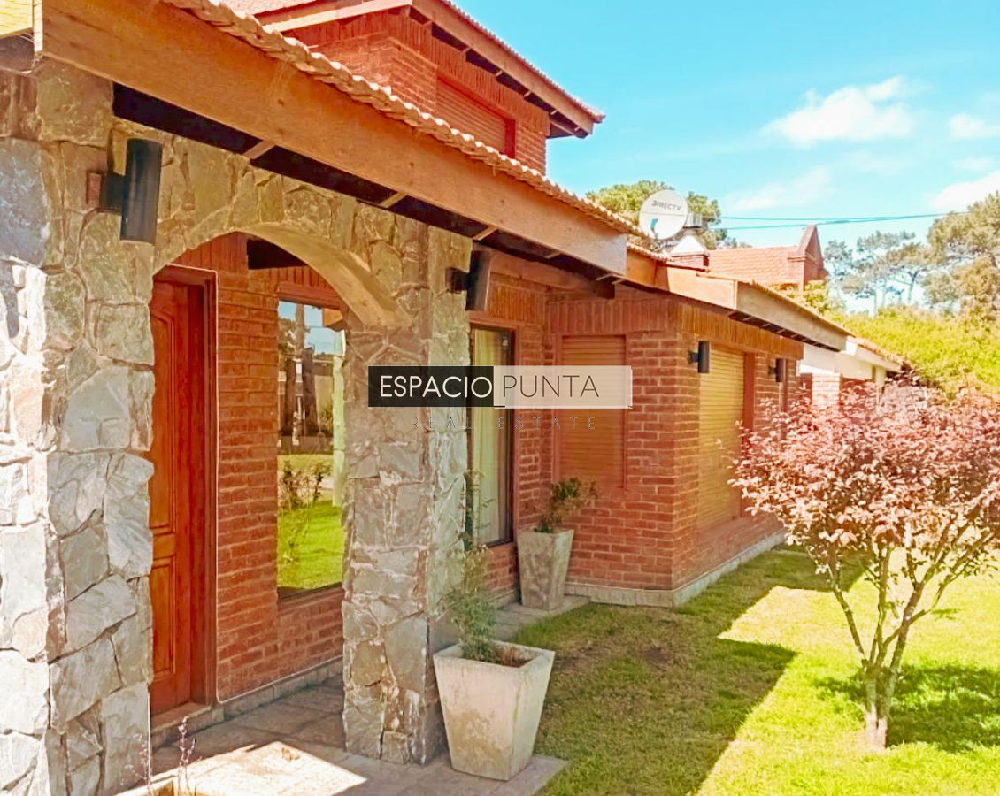 Casa ID.127 - Casa de 4 dormitorios