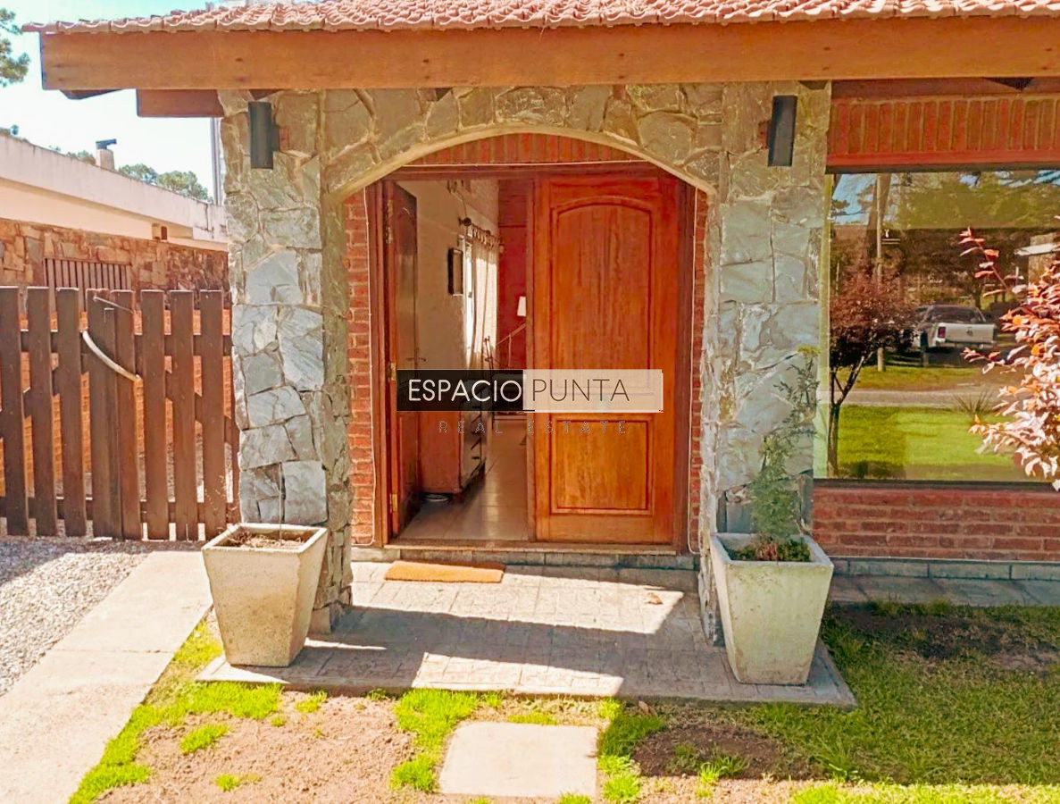 Casa ID.127 - Casa de 4 dormitorios