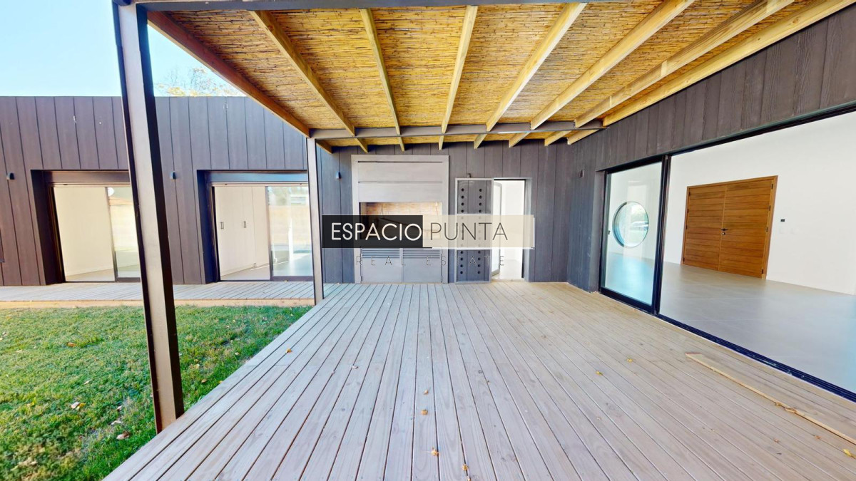 Casa ID.123 - VENTA DE CASA DE 3 DORMITORIOS A ESTRENAR EN ZONA GOLF PUNTA DEL ESTE 
