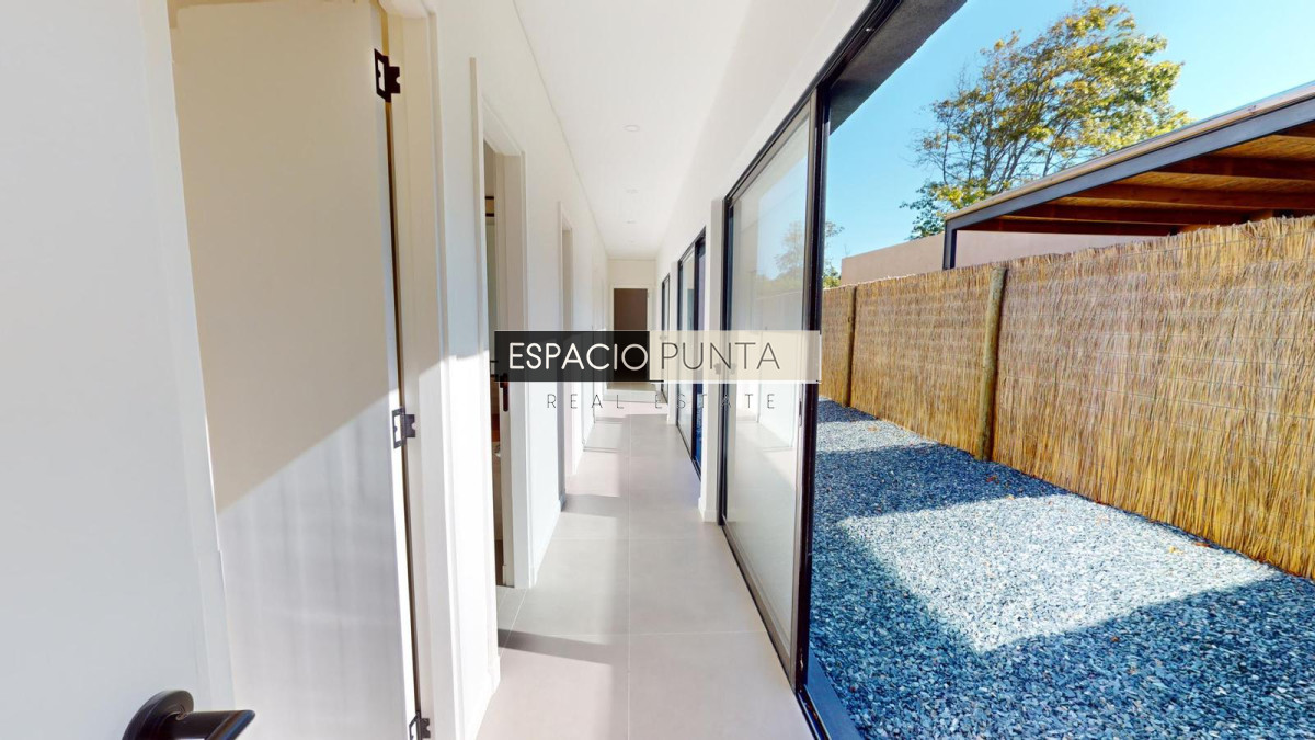 Casa ID.123 - VENTA DE CASA DE 3 DORMITORIOS A ESTRENAR EN ZONA GOLF PUNTA DEL ESTE 