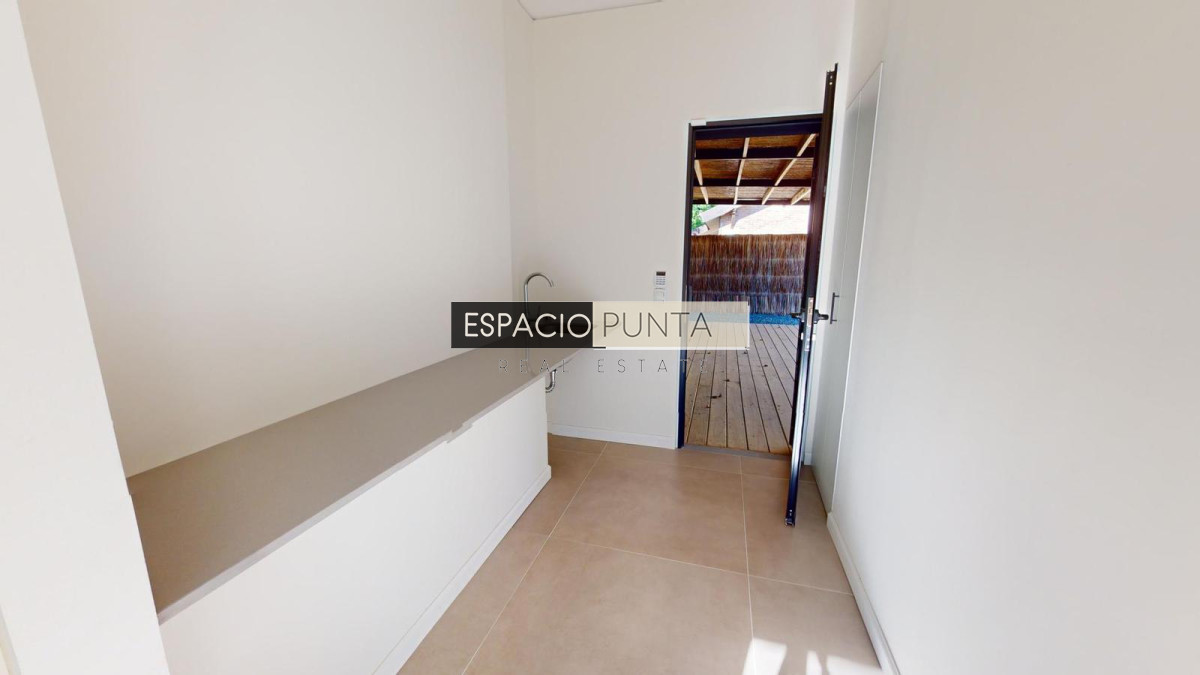 Casa ID.123 - VENTA DE CASA DE 3 DORMITORIOS A ESTRENAR EN ZONA GOLF PUNTA DEL ESTE 