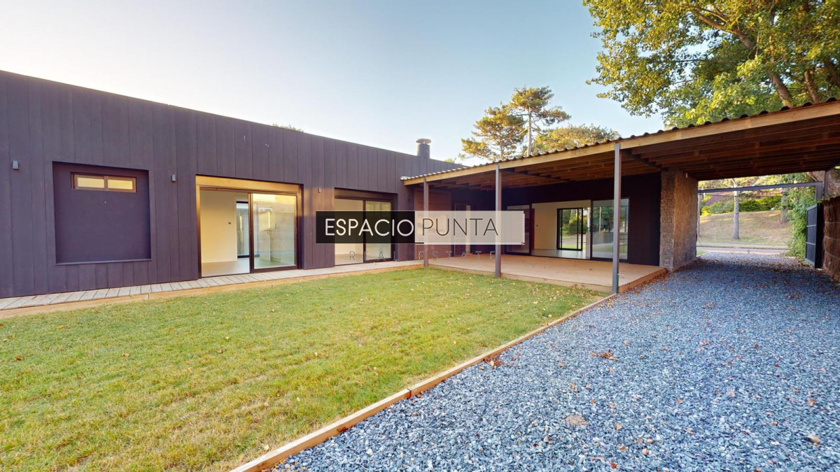 Casa ID.123 - VENTA DE CASA DE 3 DORMITORIOS A ESTRENAR EN ZONA GOLF PUNTA DEL ESTE 
