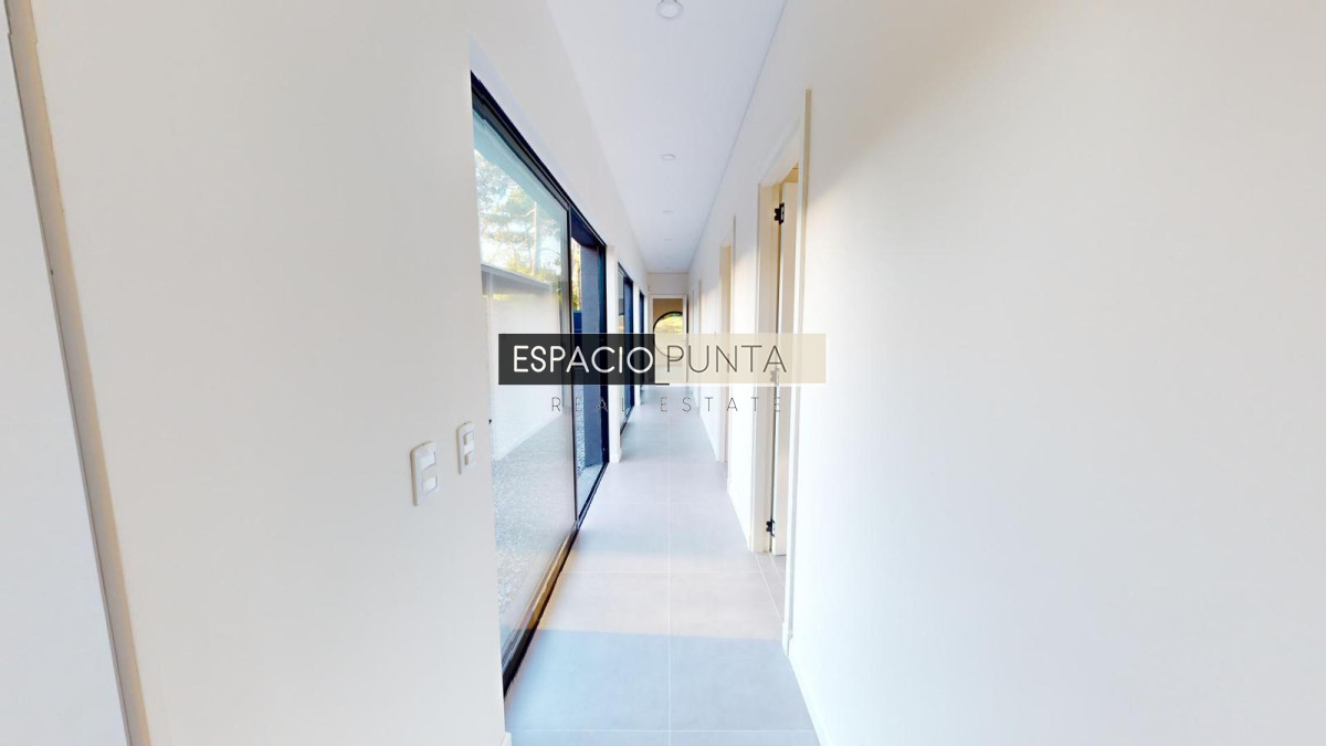 Casa ID.123 - VENTA DE CASA DE 3 DORMITORIOS A ESTRENAR EN ZONA GOLF PUNTA DEL ESTE 