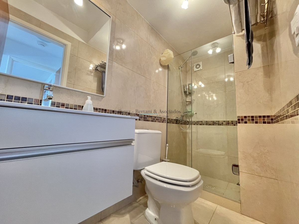 Apartamento ID.445 - APARTAMENTO EN VENTA FRENTE AL MAR EN MANSA DE 1 DORMITORIO 