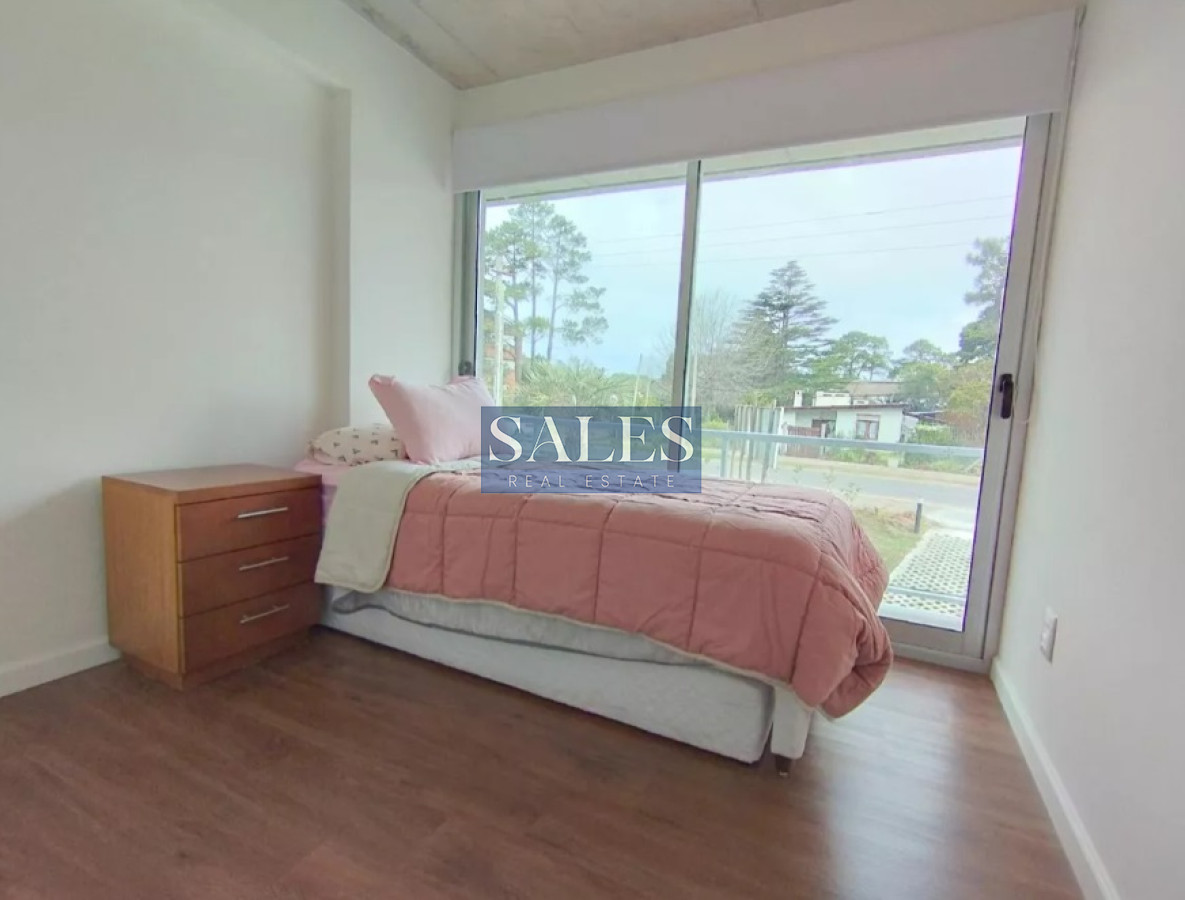 Apartamento ID.120 - VENTA DE APARTAMENTO DE 2 DORMITORIOS EN ZONA LAS DELICIAS PUNTA DEL ESTE 
