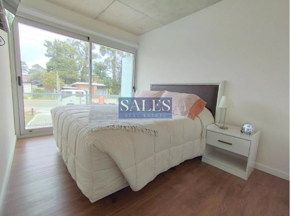 Apartamento ID.120 - VENTA DE APARTAMENTO DE 2 DORMITORIOS EN ZONA LAS DELICIAS PUNTA DEL ESTE 