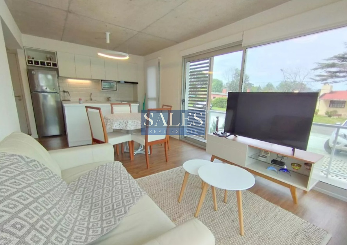 Apartamento ID.120 - VENTA DE APARTAMENTO DE 2 DORMITORIOS EN ZONA LAS DELICIAS PUNTA DEL ESTE 