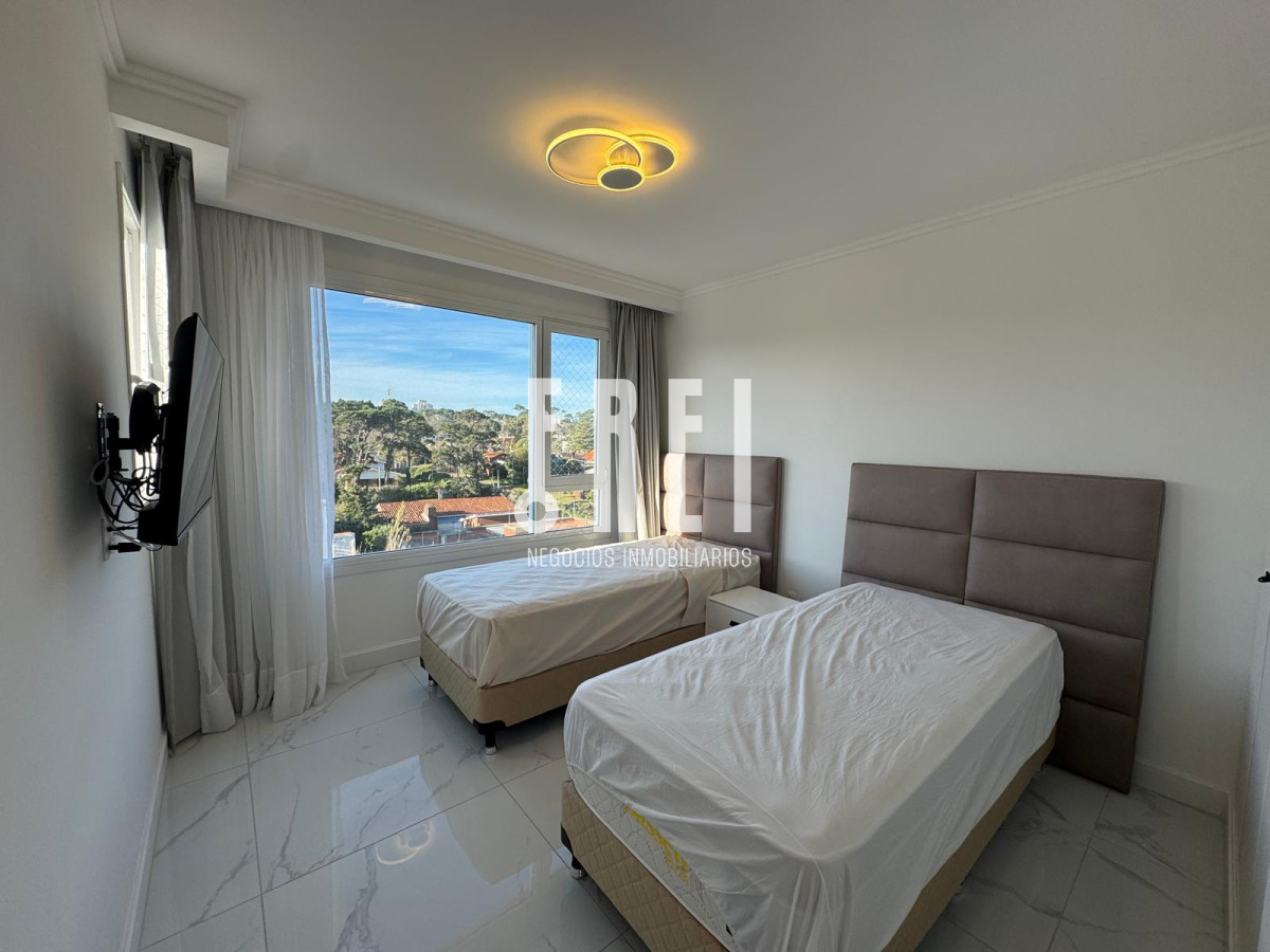 Apartamento ID.514 - PARAMOUNT TOWER PUNTA DEL ESTE VENTA Y ALQUILER DE 2 SUITES PUNTA DEL ESTE