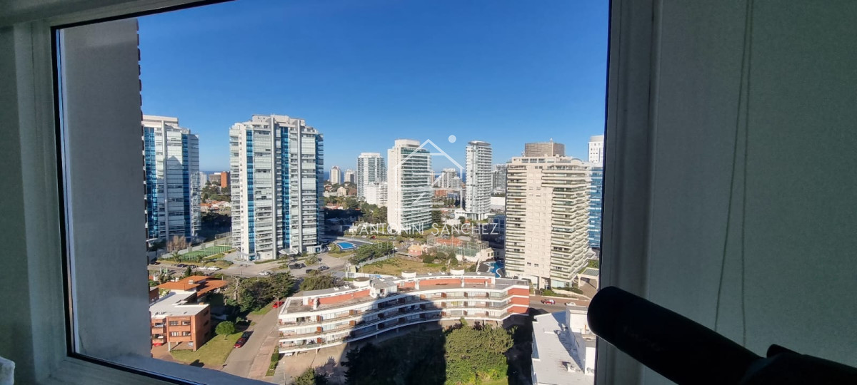 Apartamento ID.1707 - PENTH HOUSE4 MANSA PRIMERA LINEA