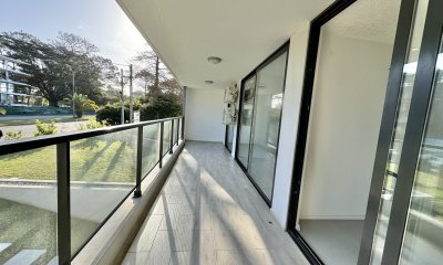 APARTAMENTO EN VENTA EN PUNTA DEL ESTE CON PARRILERO PROPIO