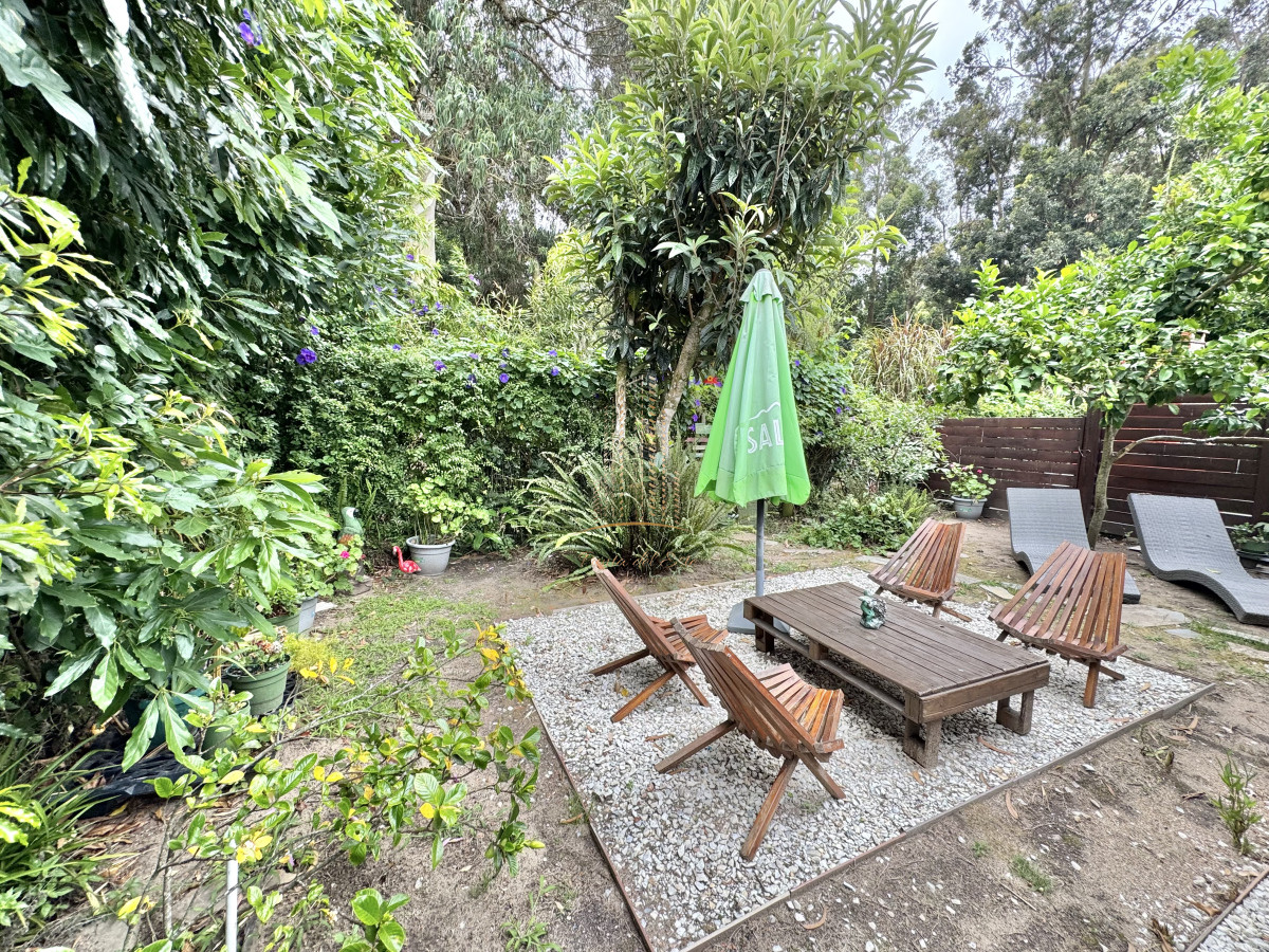 Casa ID.653 - CASA EN VENTA Y ALQUILER DE 2 DORMITORIOS EN PINARES PUNTA DEL ESTE