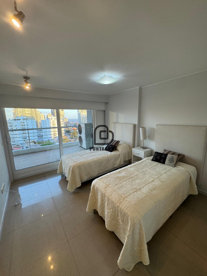 Apartamento ID.1810 - ALQUILER TEMPORAL EN ALEXANDER COLLECTION DE 3 SUITES 