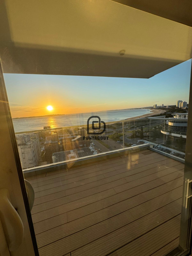 Apartamento ID.1810 - ALQUILER TEMPORAL EN ALEXANDER COLLECTION DE 3 SUITES 