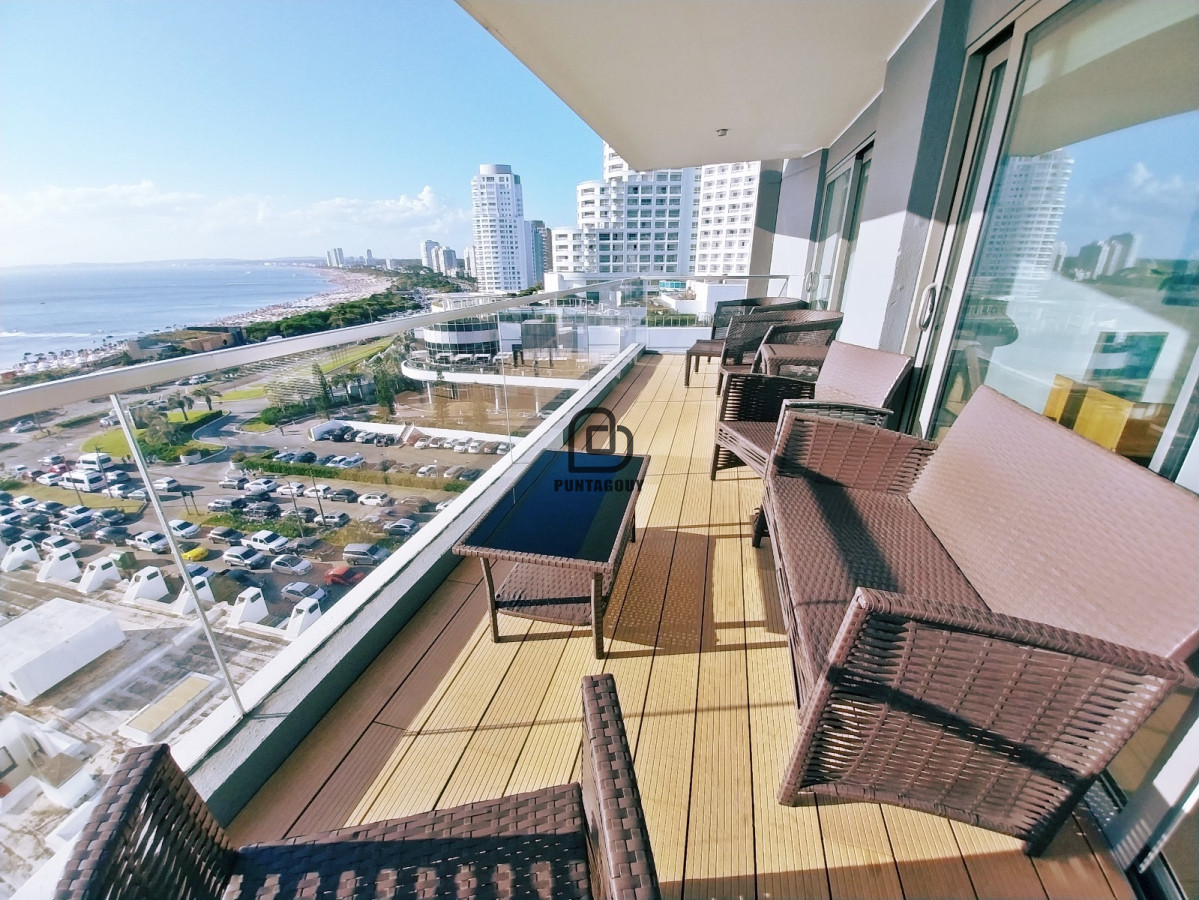 Apartamento ID.1810 - ALQUILER TEMPORAL EN ALEXANDER COLLECTION DE 3 SUITES 