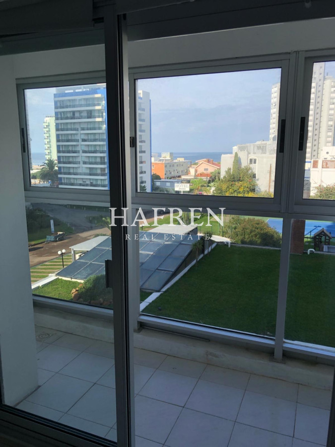 Apartamento ID.68 - Venta de apartamento de 1 dorm y medio en Aidy Grill, Punta del Este